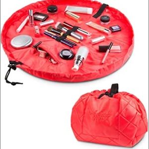Lay n go makeup bag